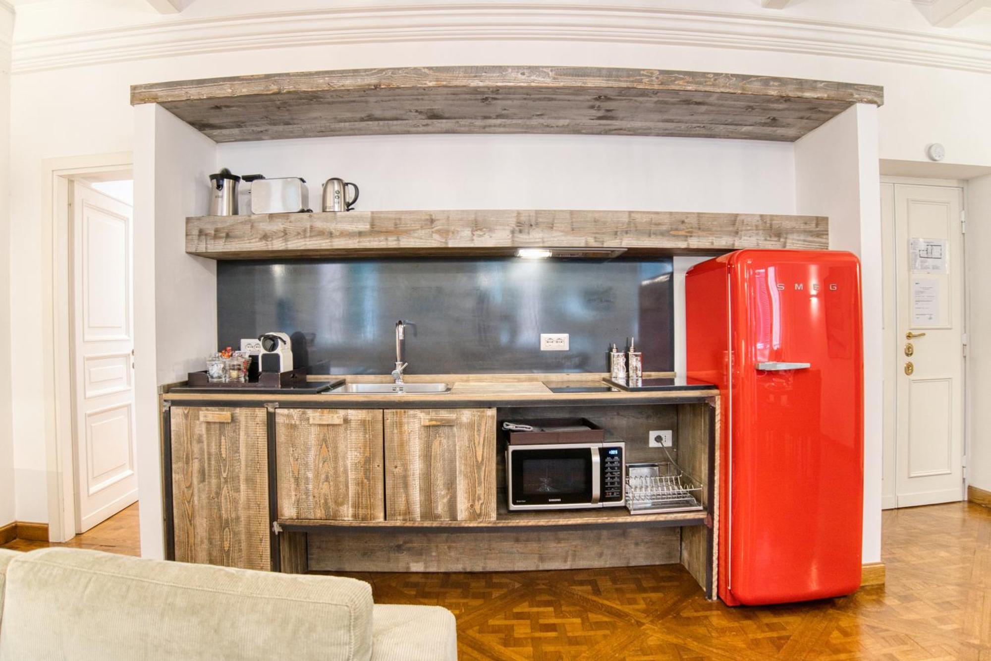 Orsoline Boutique - Position In Appartement *